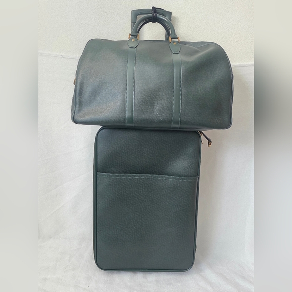 Auth LOUIS VUITTON TAIGA PEGASUS 55 Luggage Travel Bag - Picture 3 of 9